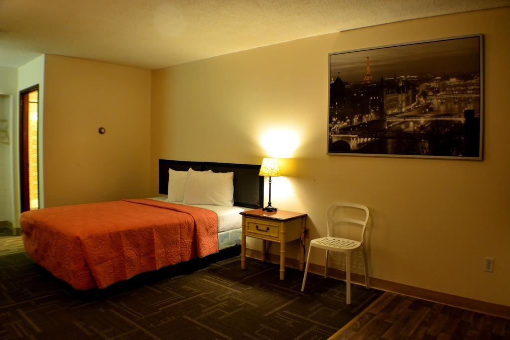 Hoo-Doo Motel Drumheller Buitenkant foto